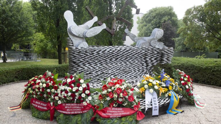 30 Jahre Solingen-Anschlag: So wird an die Opfer erinnert