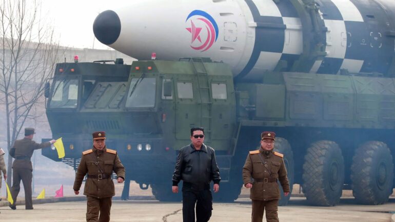 Spionagerakete von Nordkorea stürzt ins Meer
- NEWSZONE