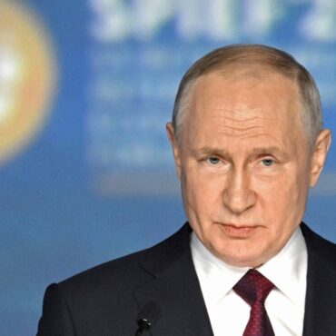 Putin zur Abrüstung von Atomwaffen: "Scheiß drauf"
- NEWSZONE